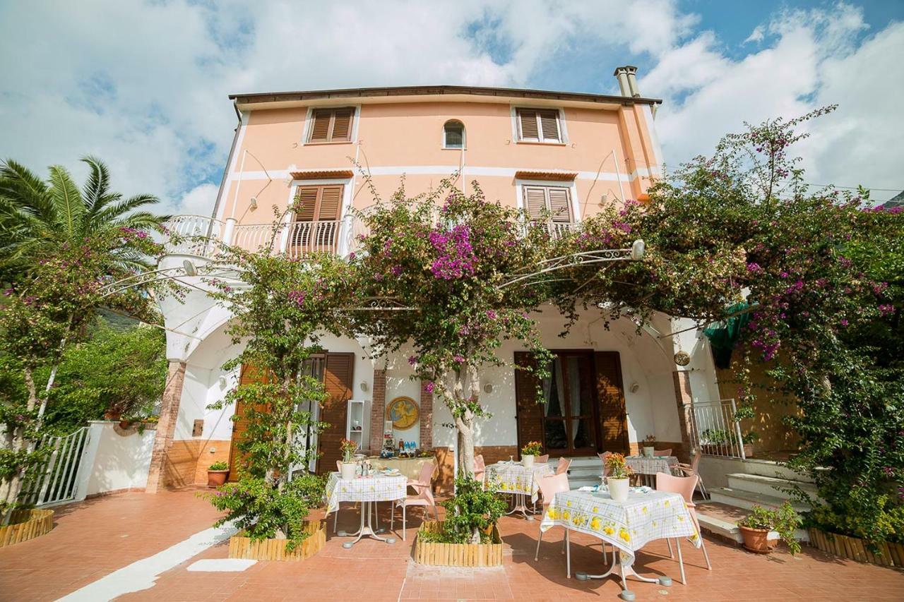 B&B Bouganville Tramonti Exterior foto